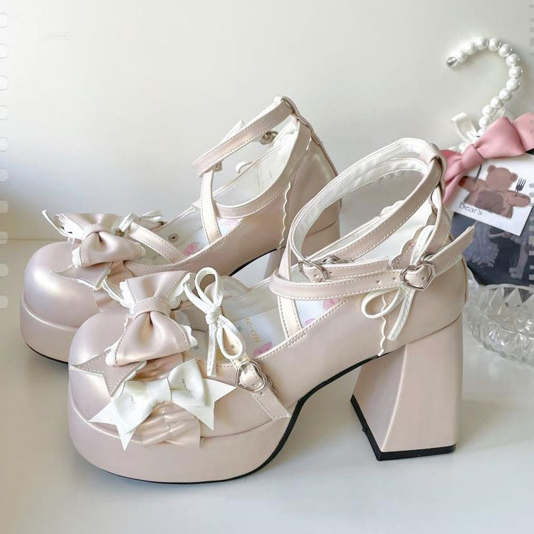 Chunky Heels with Sweet Bow SE23348