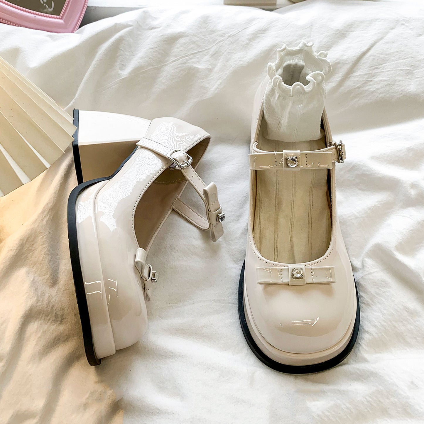 Chunky platform heels with bow SE23447