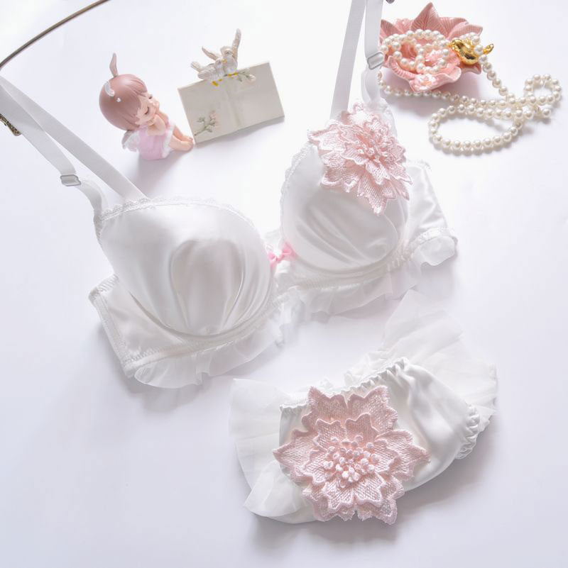 Embroidery Flower Underwear Set SE22801