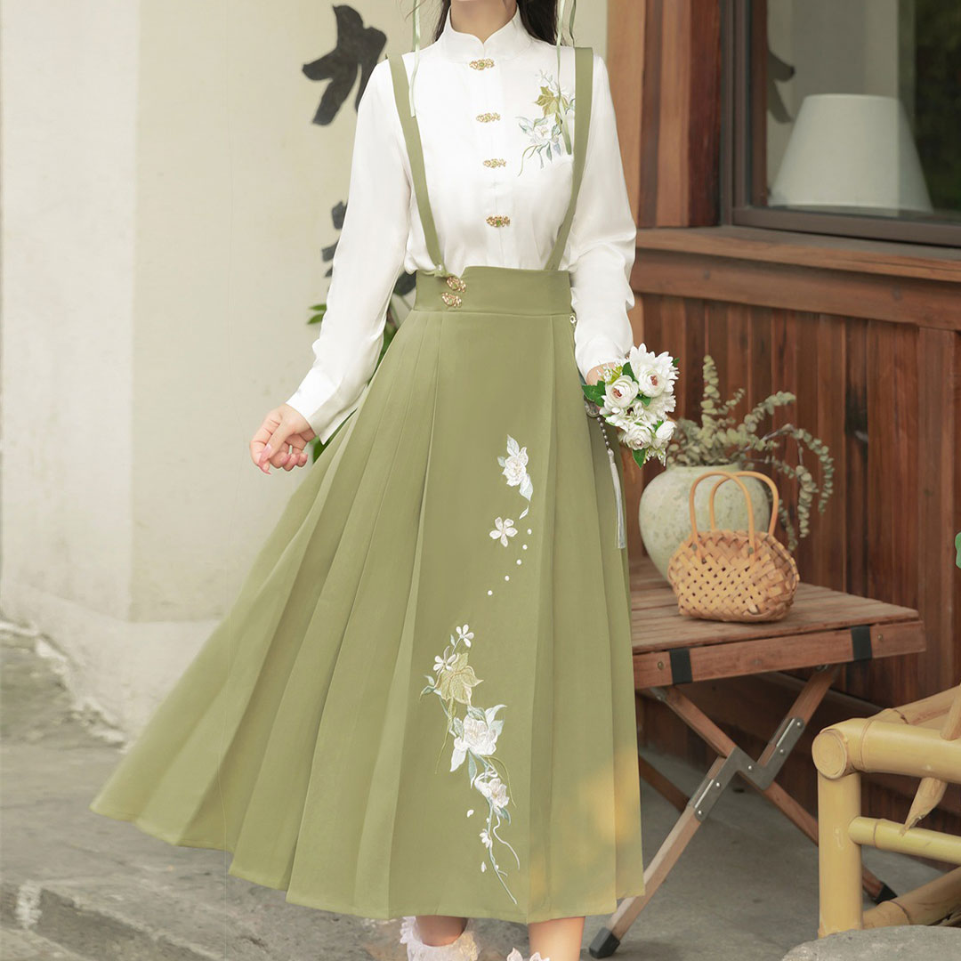Floral Blouse Skirt Hanfu Set SE22705