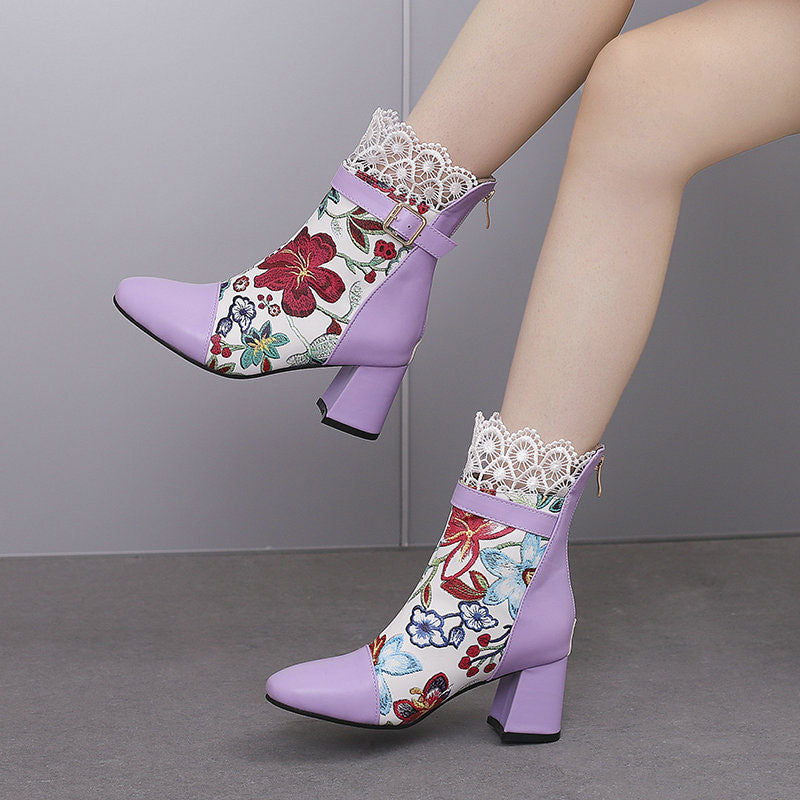 Floral Lace Chunky Heel Boots SE22966