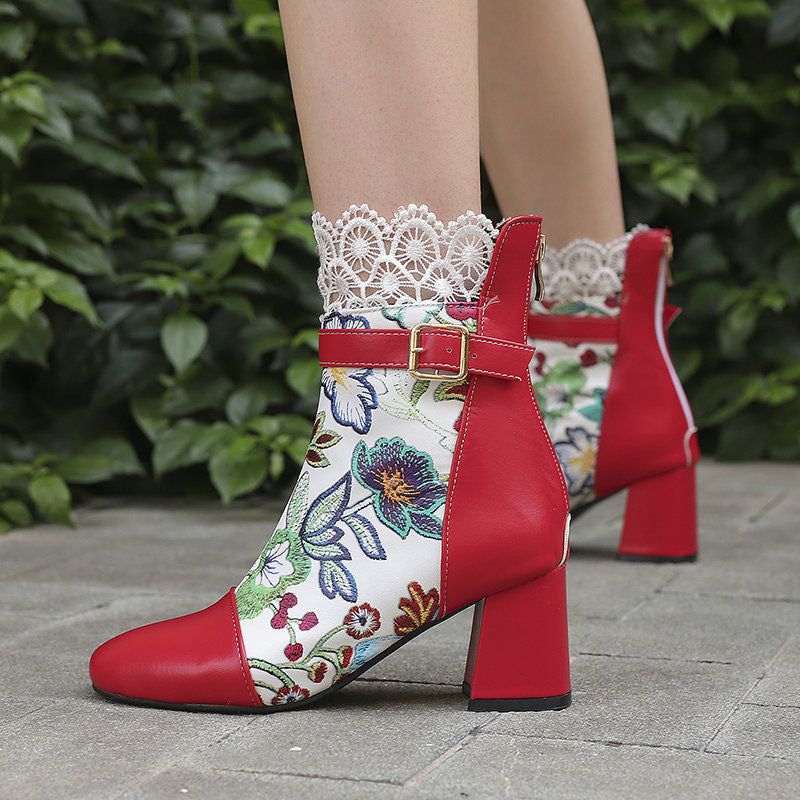 Floral Lace Chunky Heel Boots SE22966