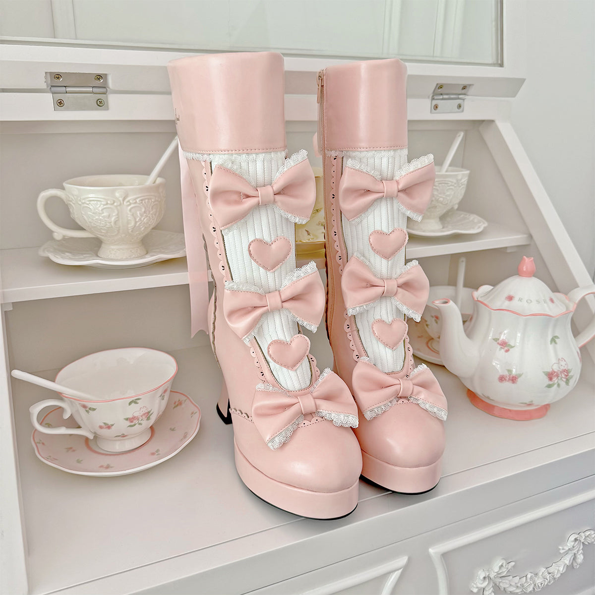 Gothic Lolita Platform Boots Adorned with Black Bows SE23796