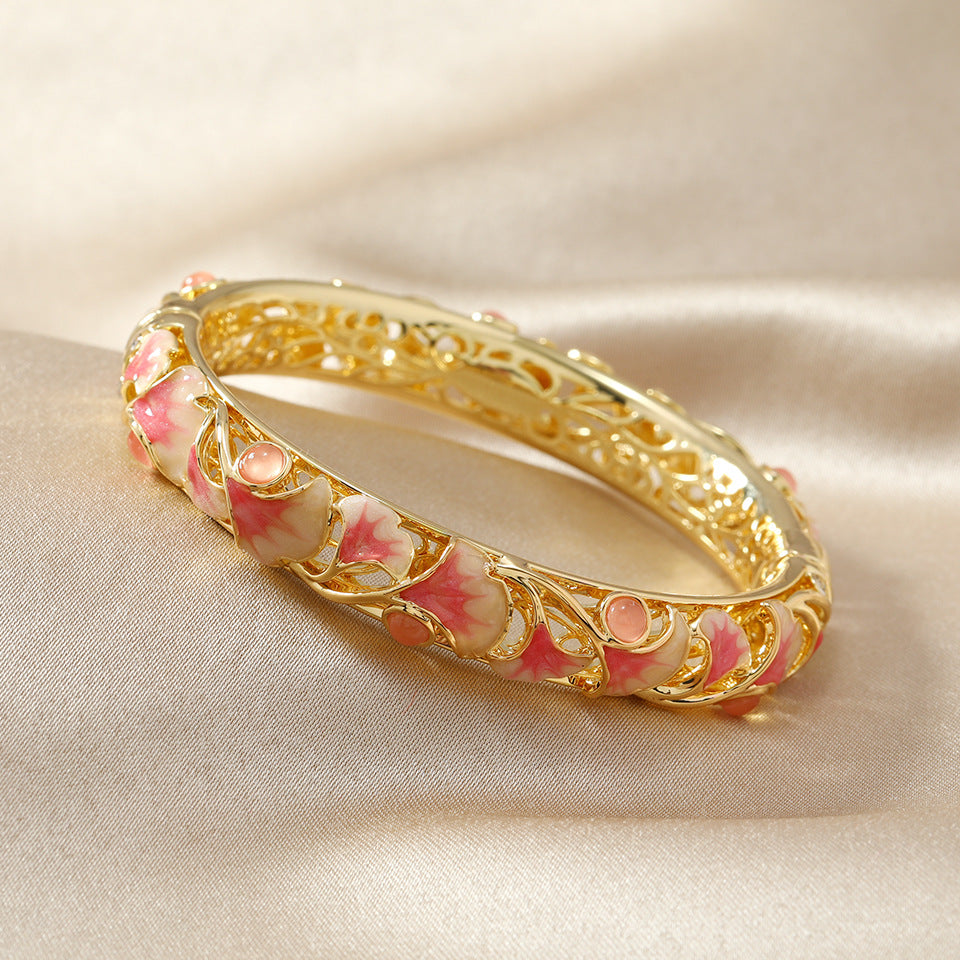 Hollow Flower Bracelet SE23587