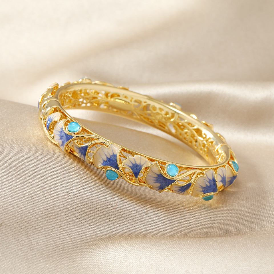 Hollow Flower Bracelet SE23587