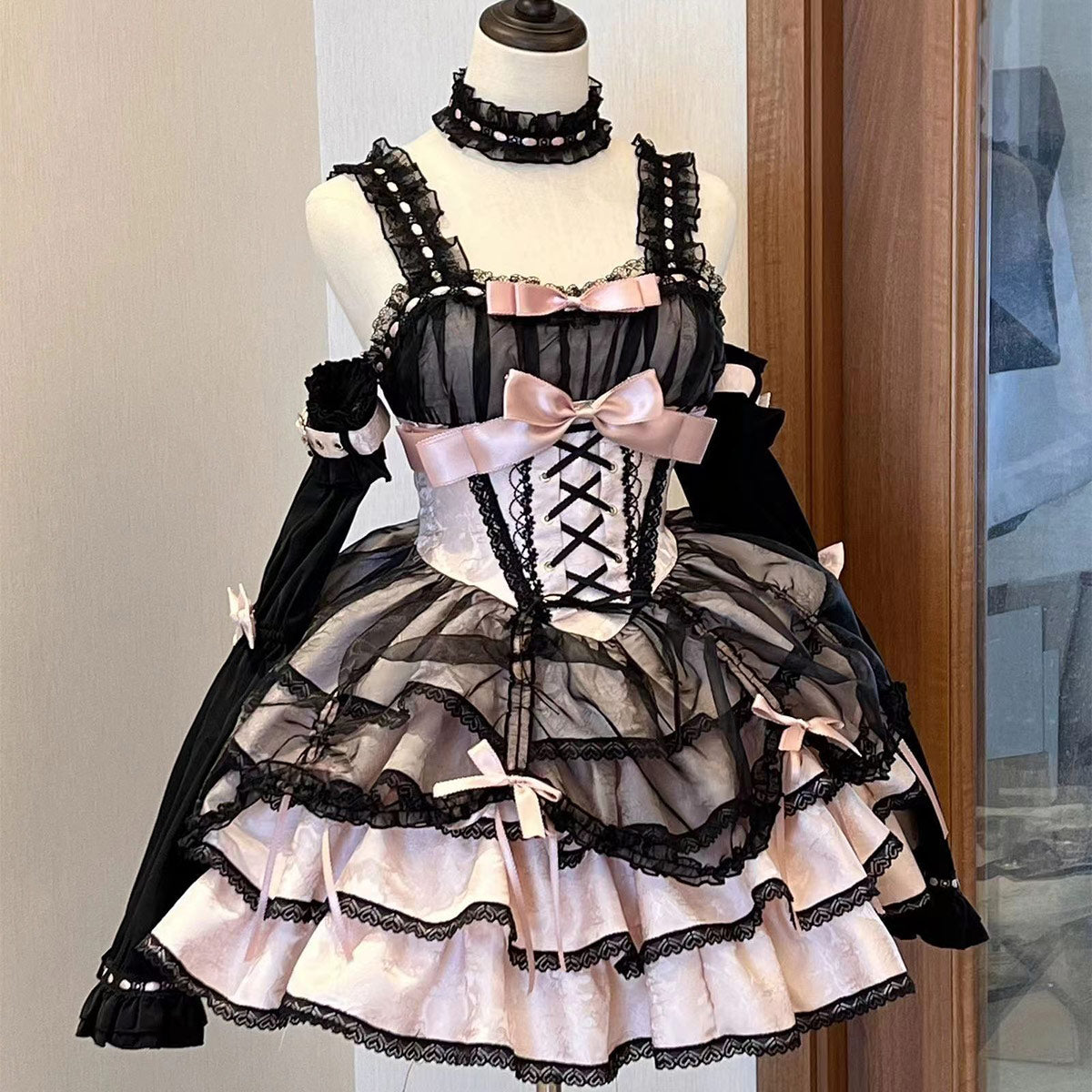 Lace Bow Flower Lolita Dress SE23577
