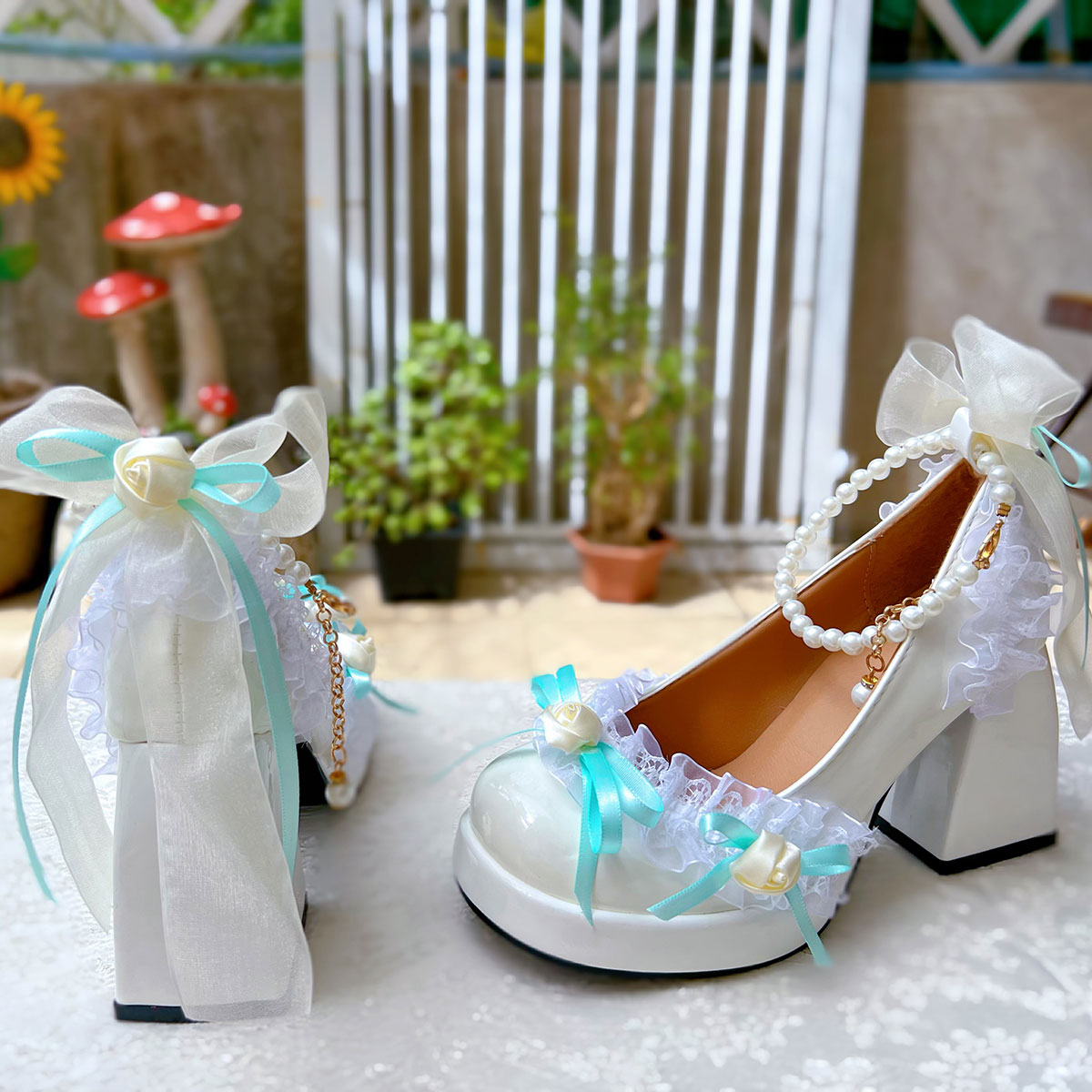 Lace Flower Bow Heel Shoes SE23419