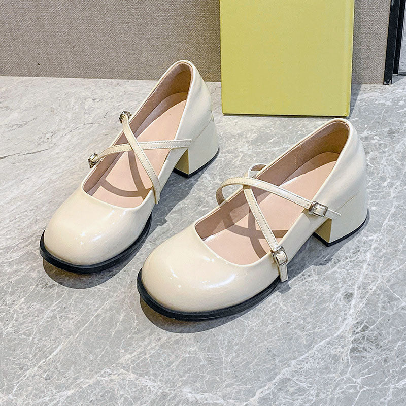 Round Toe Cross Strap Chunky Shoes SE22773