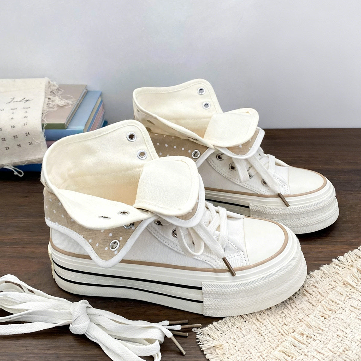 Sweet Polka-Dot Platform Canvas Shoes SE23940