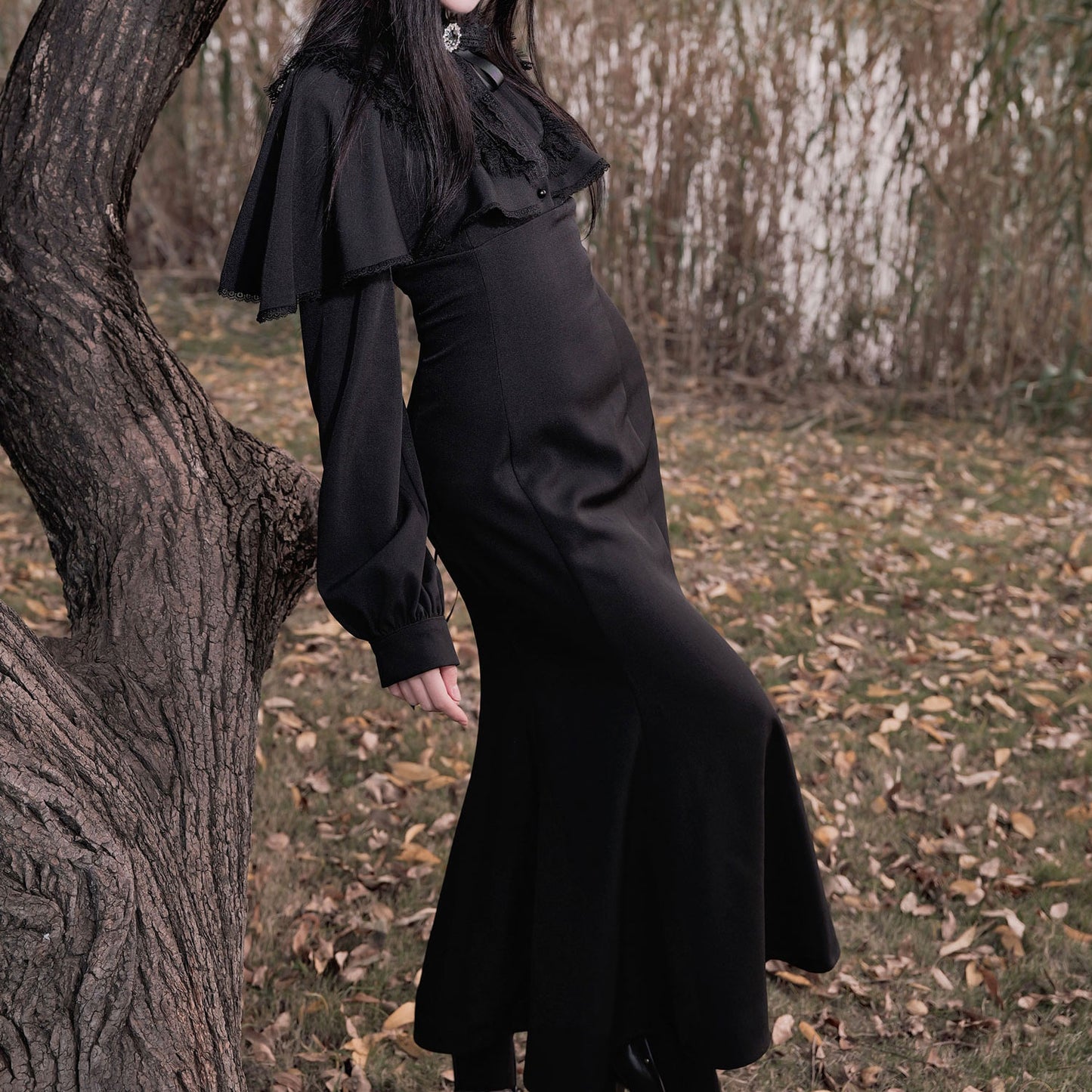 Vintage Black Fishtail Dress SE23448