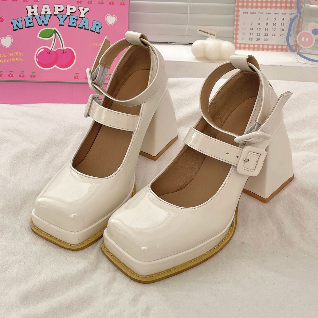 Pu Buckle Chunky Heels Shoes SE22640