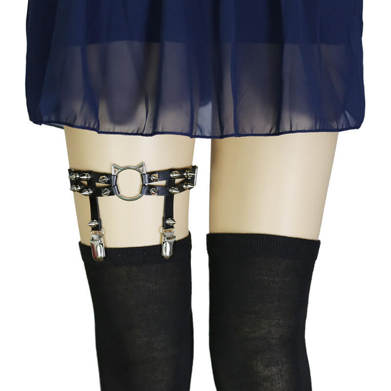 Cat Rivet Leg Garters SE21459