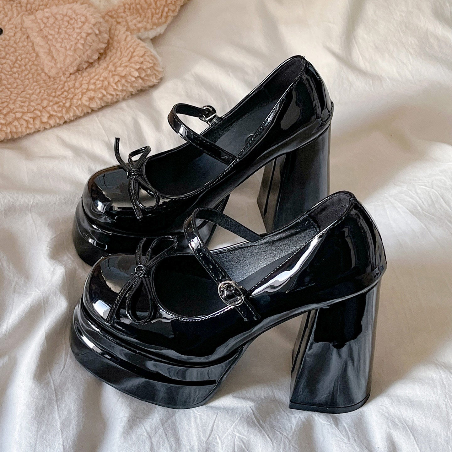 Bow Heels Shoes SE23936