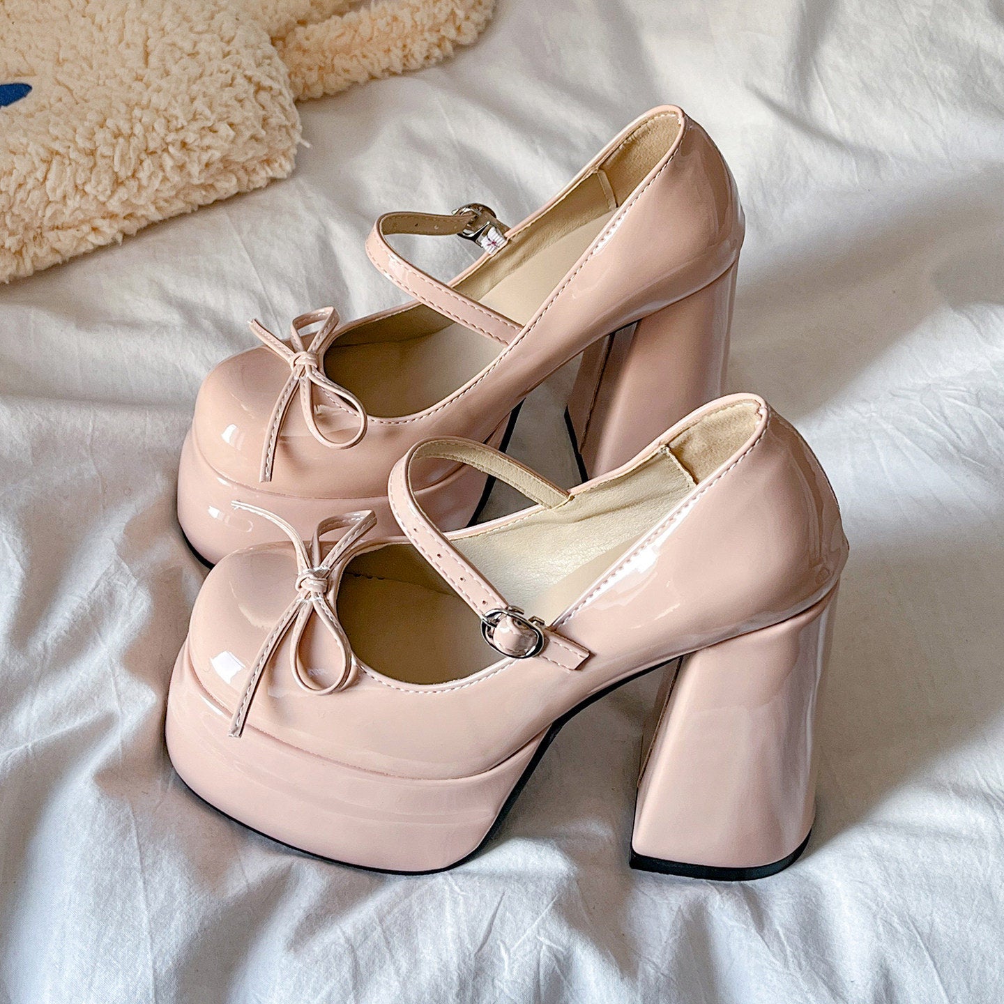 Bow Heels Shoes SE23936