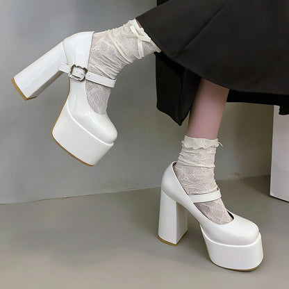 Chunky Block Heel Retro Style SE23836