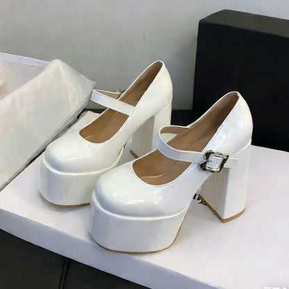 Chunky Block Heel Retro Style SE23836