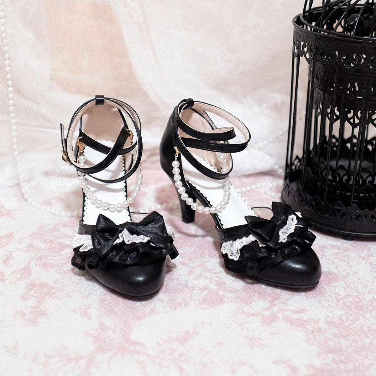 Elegant Lace Bow Heel Shoes SE23893
