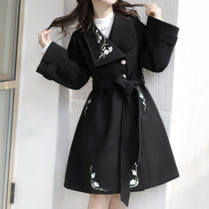 Floral Embroidered Woolen Coat SE22957