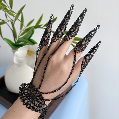 Hollow Nail Bracelet SE23659