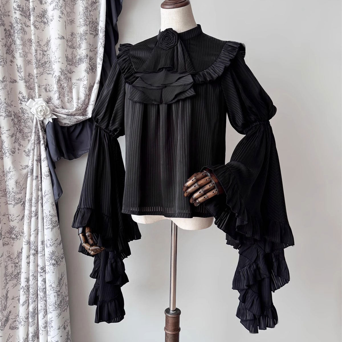 Lace Flower Blouse Skirt Set SE23426