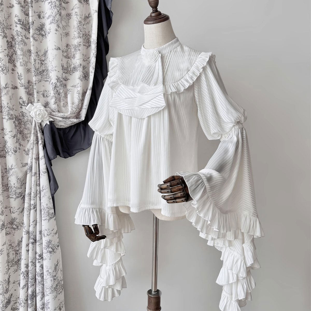 Lace Flower Blouse Skirt Set SE23426