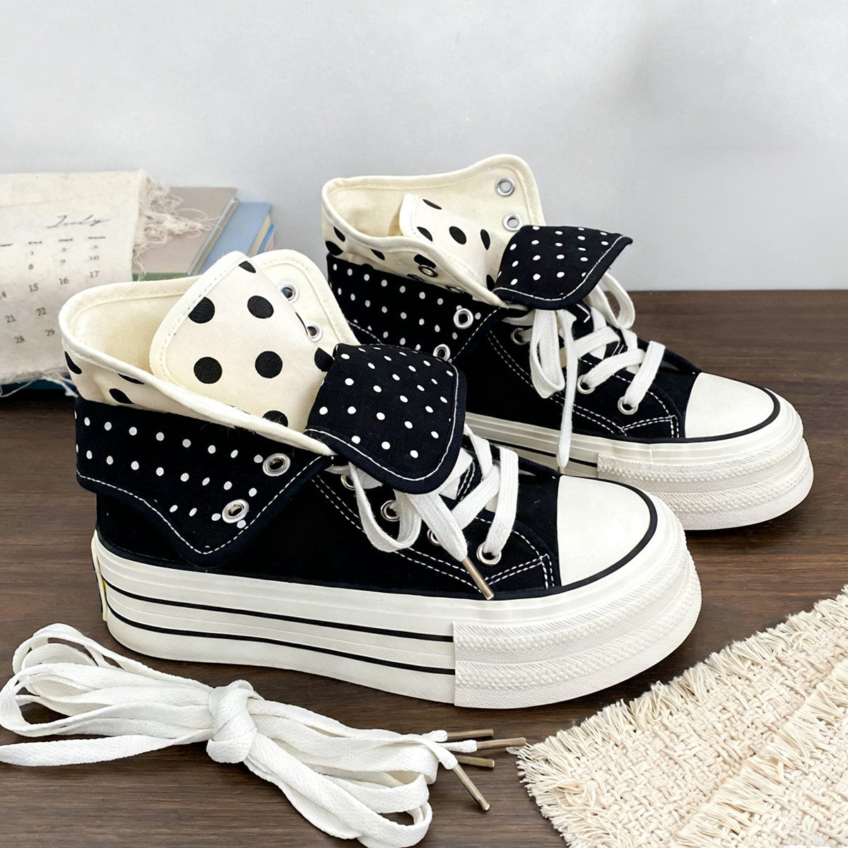 Sweet Polka-Dot Platform Canvas Shoes SE23940