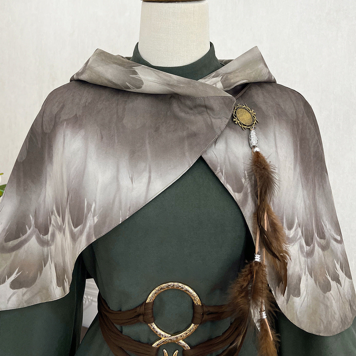 Vintage Fantasy Lolita Dress with Winged Cloak SE23795