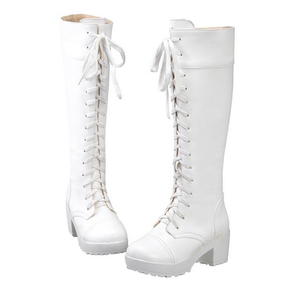 Black/white Lace Boots SE534