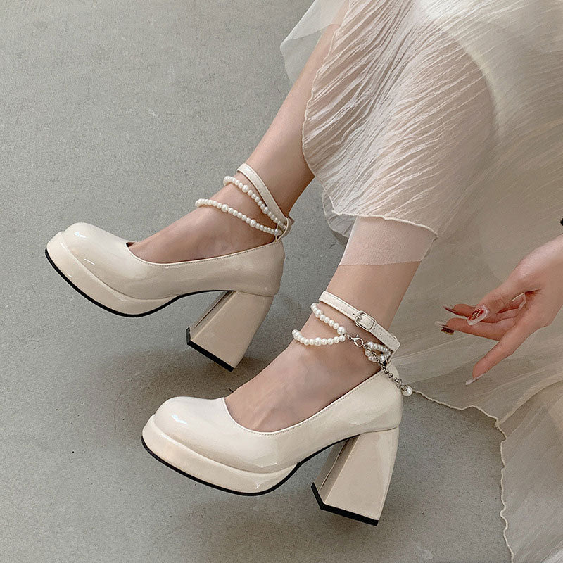 Pearl Chunky Heels Shoes SE22598