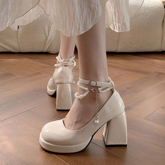 Pearl Chunky Heels Shoes SE22598