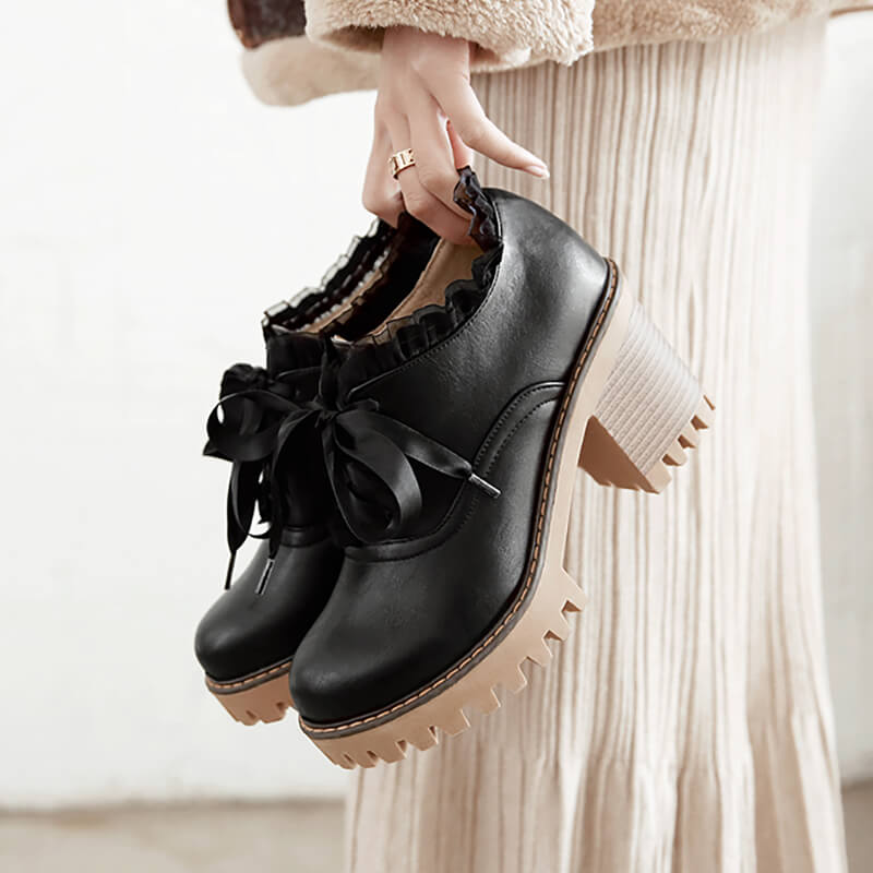 Sweet Lace Student Shoes SE20405