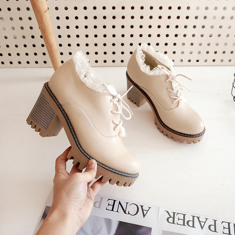 Sweet Lace Student Shoes SE20405